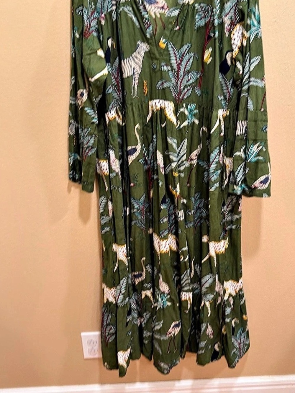 Anthropologie Fox & Hen Animal Print Maxi Dress Cotton in Green Size XL - Picture 7 of 15
